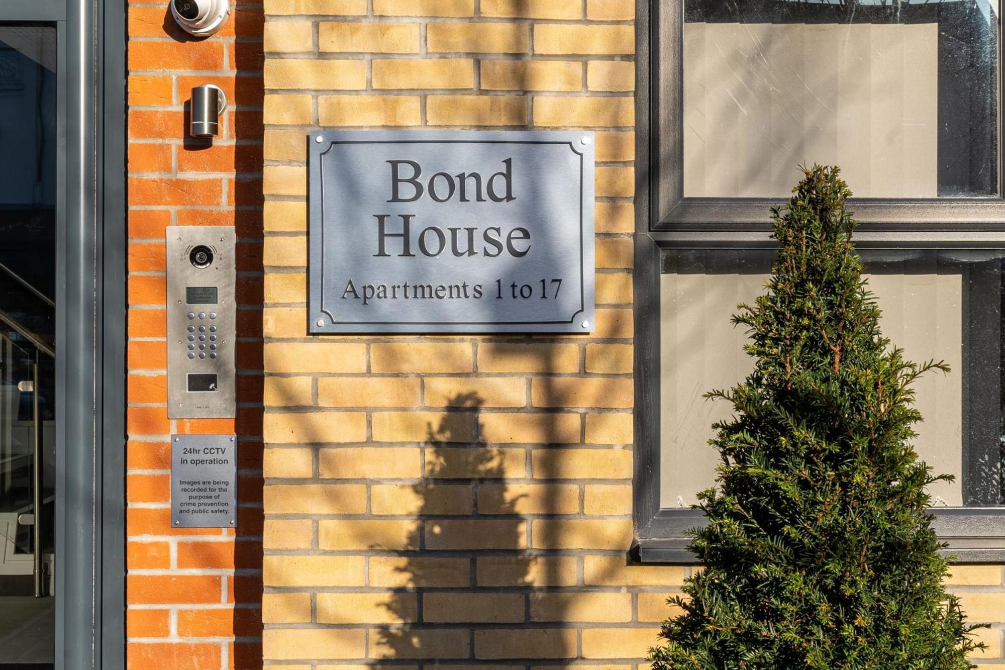 Bond House By Celador Apartments Reading Exteriér fotografie
